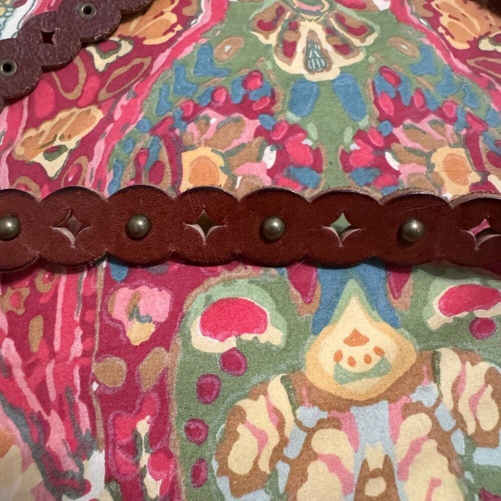Fossil brown leather women’s belt with bronze detail size medium - Picture 4 of 5